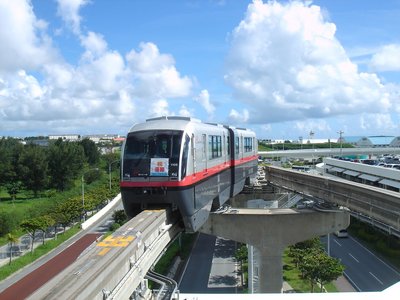 2010yui-rail.jpg