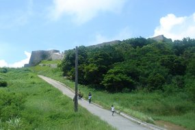 勝連城址スタート2.jpg